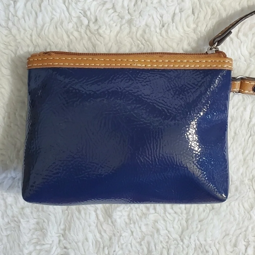 NINE West Blue Patent Leather Wristlet Wallet Purse Bag